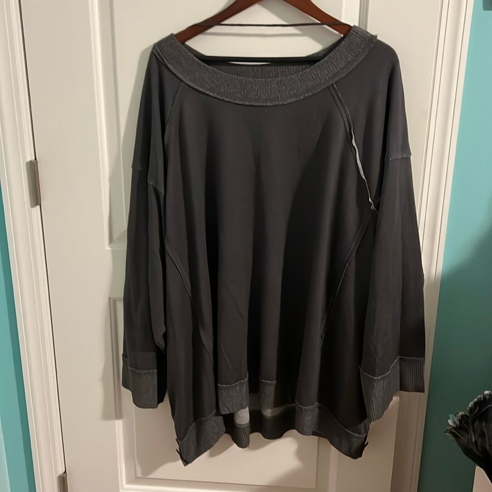 Dark grey oversized free people sweat shirt